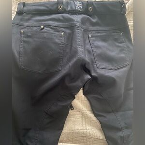 BONFIRE SKI / Snowboard super fitted jean style pant. Flattering Thin styling!